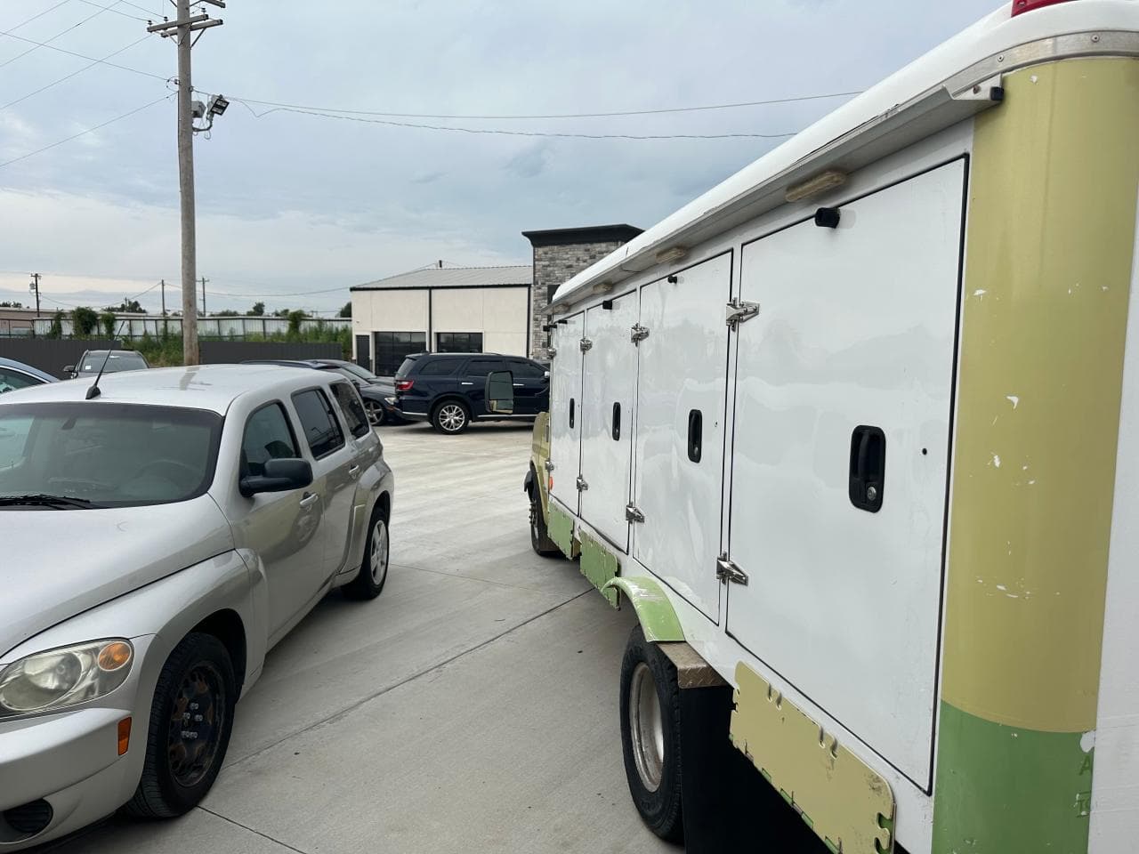 2014 GMC Savana Cutaway G4500 - foto 3