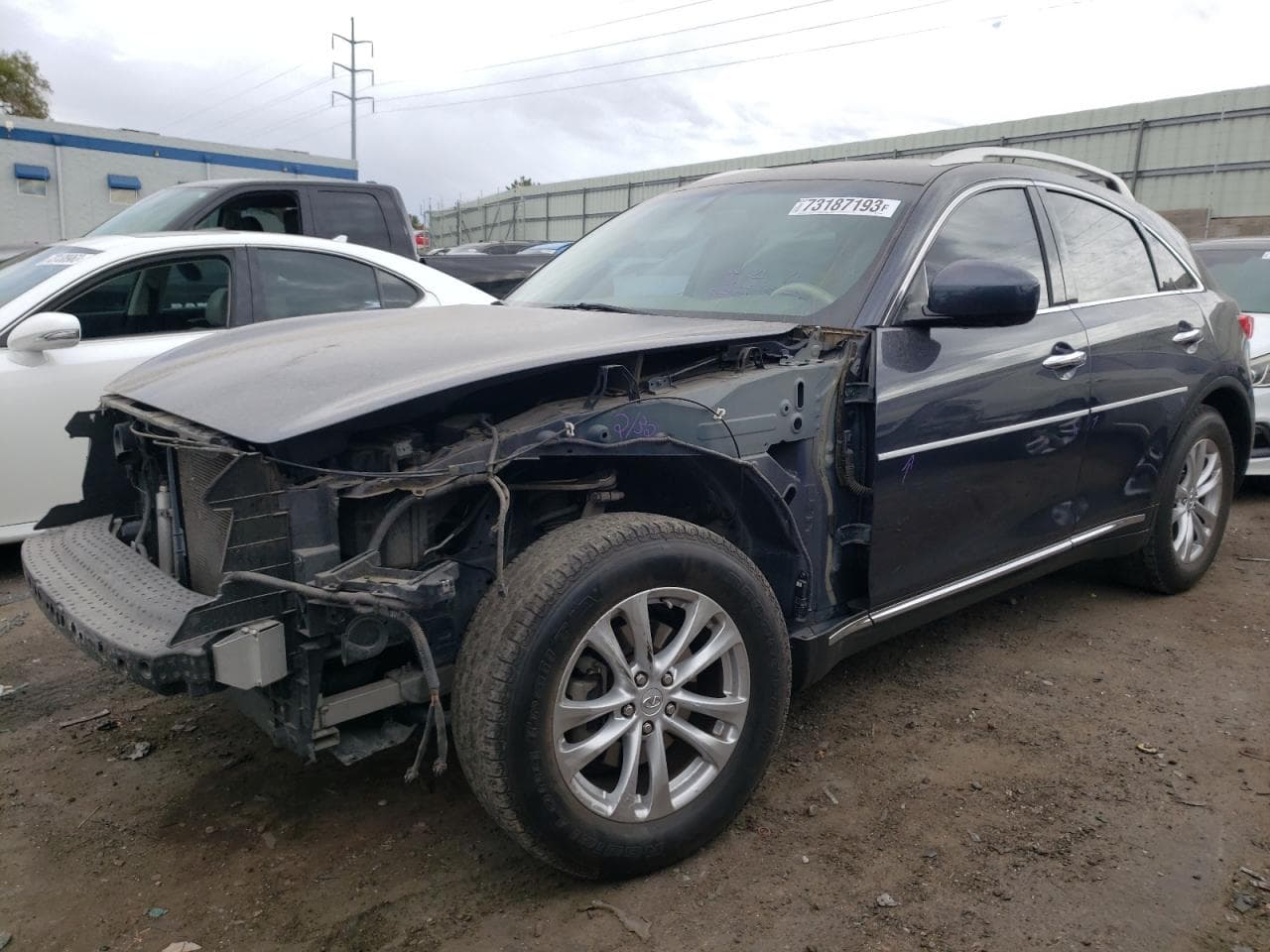 2011 Infiniti FX z USA