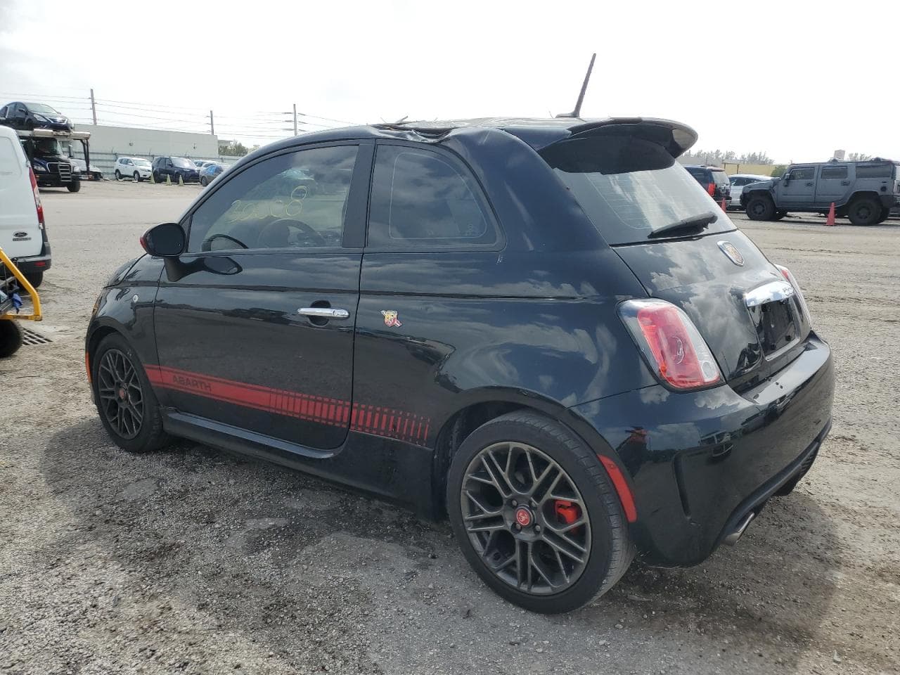 2015 Fiat 500 Abarth - foto 2