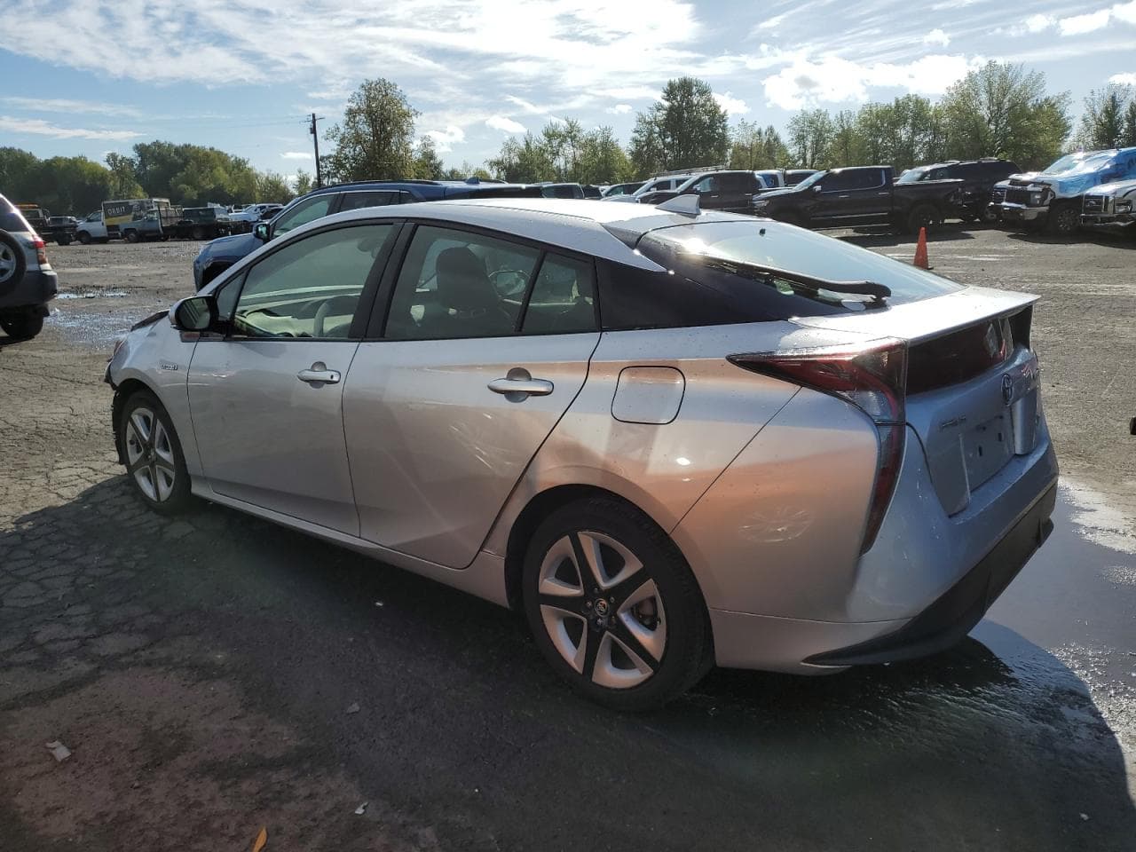 2016 Toyota Prius - foto 2