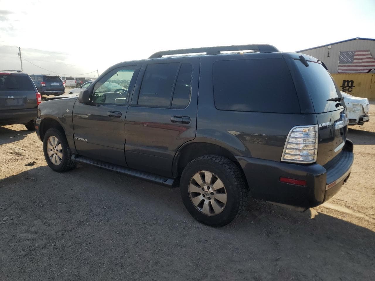 2007 Mercury Mountaineer Luxury - foto 2