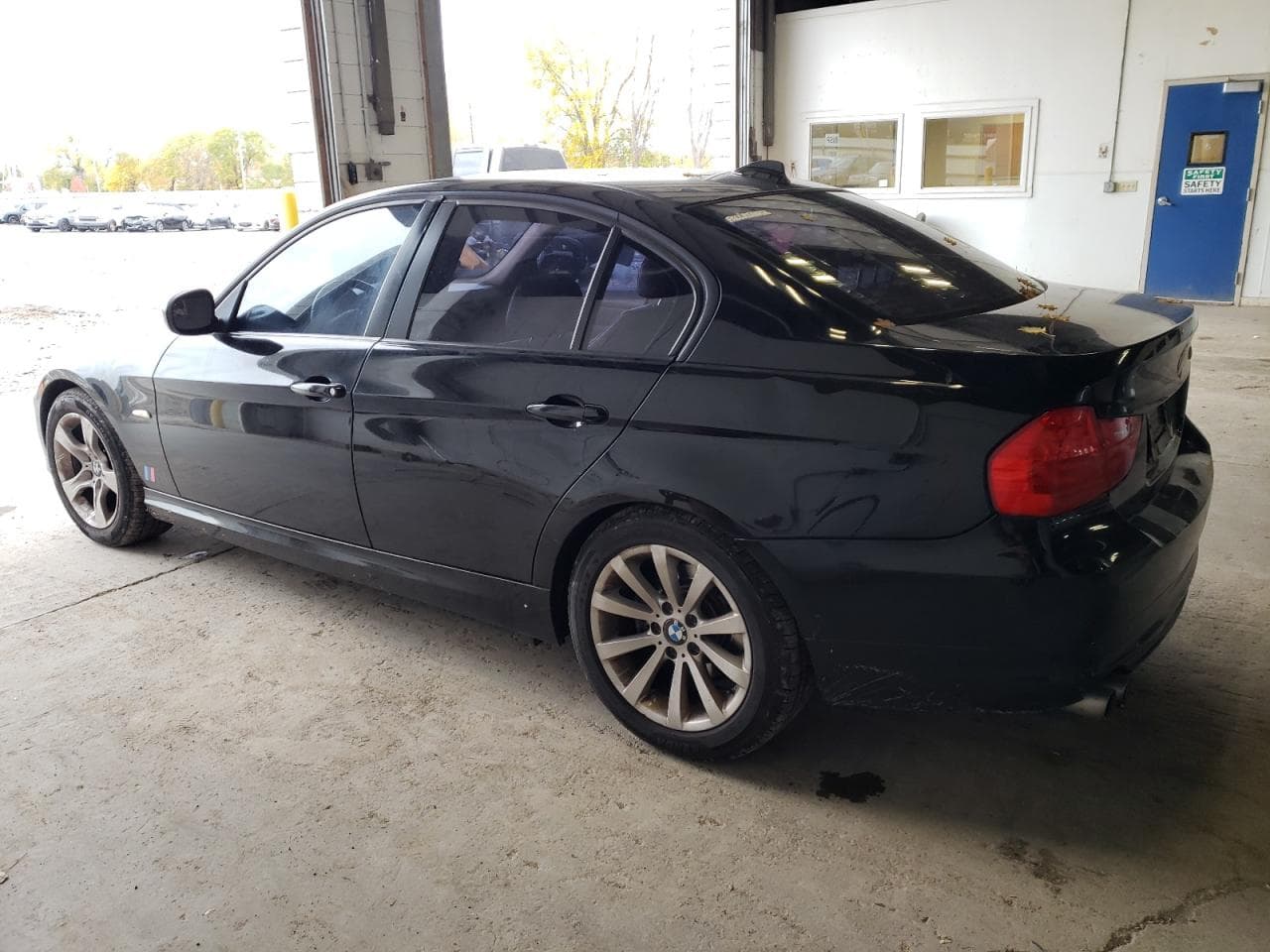 2011 BMW 328 I - foto 2