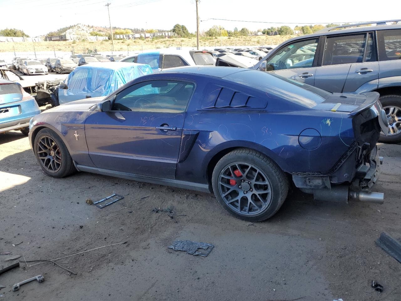 2010 Ford Mustang - foto 2