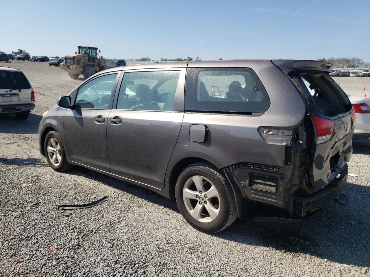 2013 Toyota Sienna - foto 2