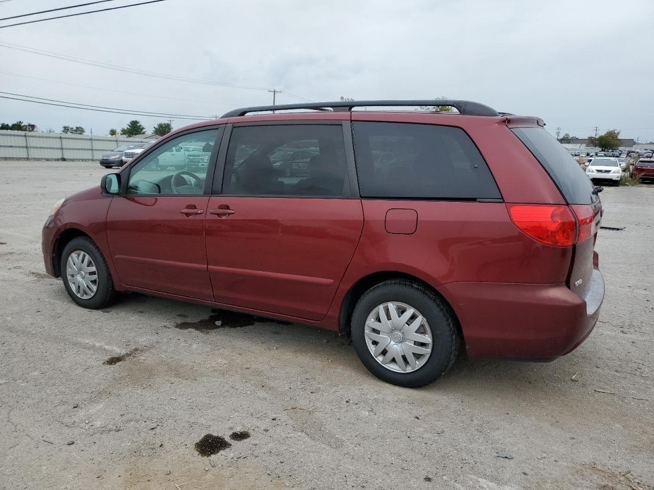 2007 Toyota Sienna Le - foto 2