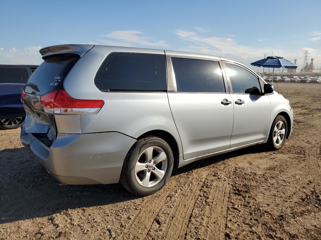 2014 Toyota Sienna - foto 3
