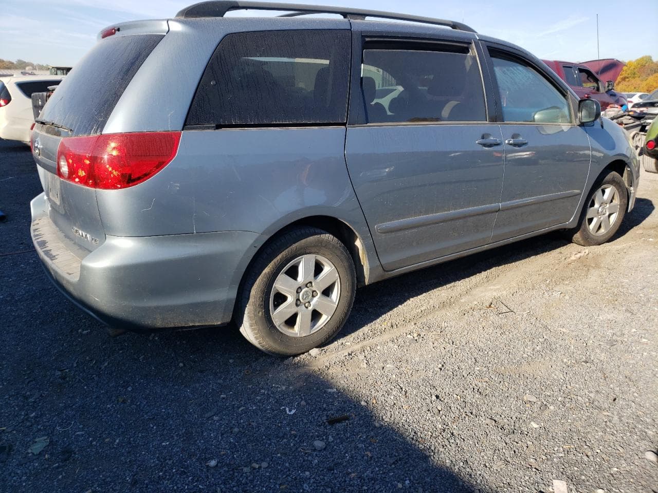 2010 Toyota Sienna Ce - foto 3