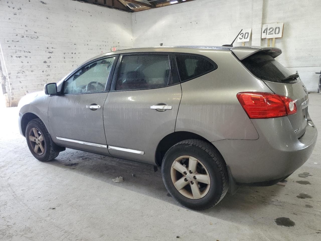 2013 Nissan Rogue S - foto 2