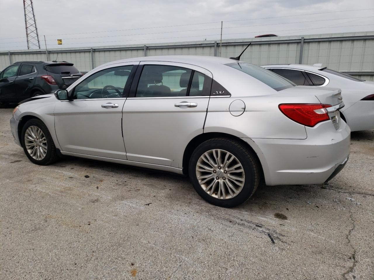 2012 Chrysler 200 Limited - foto 2