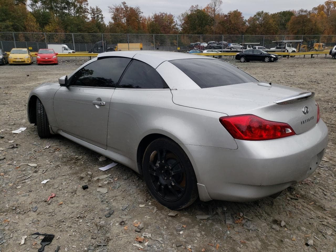 2009 Infiniti G37 Base - foto 2