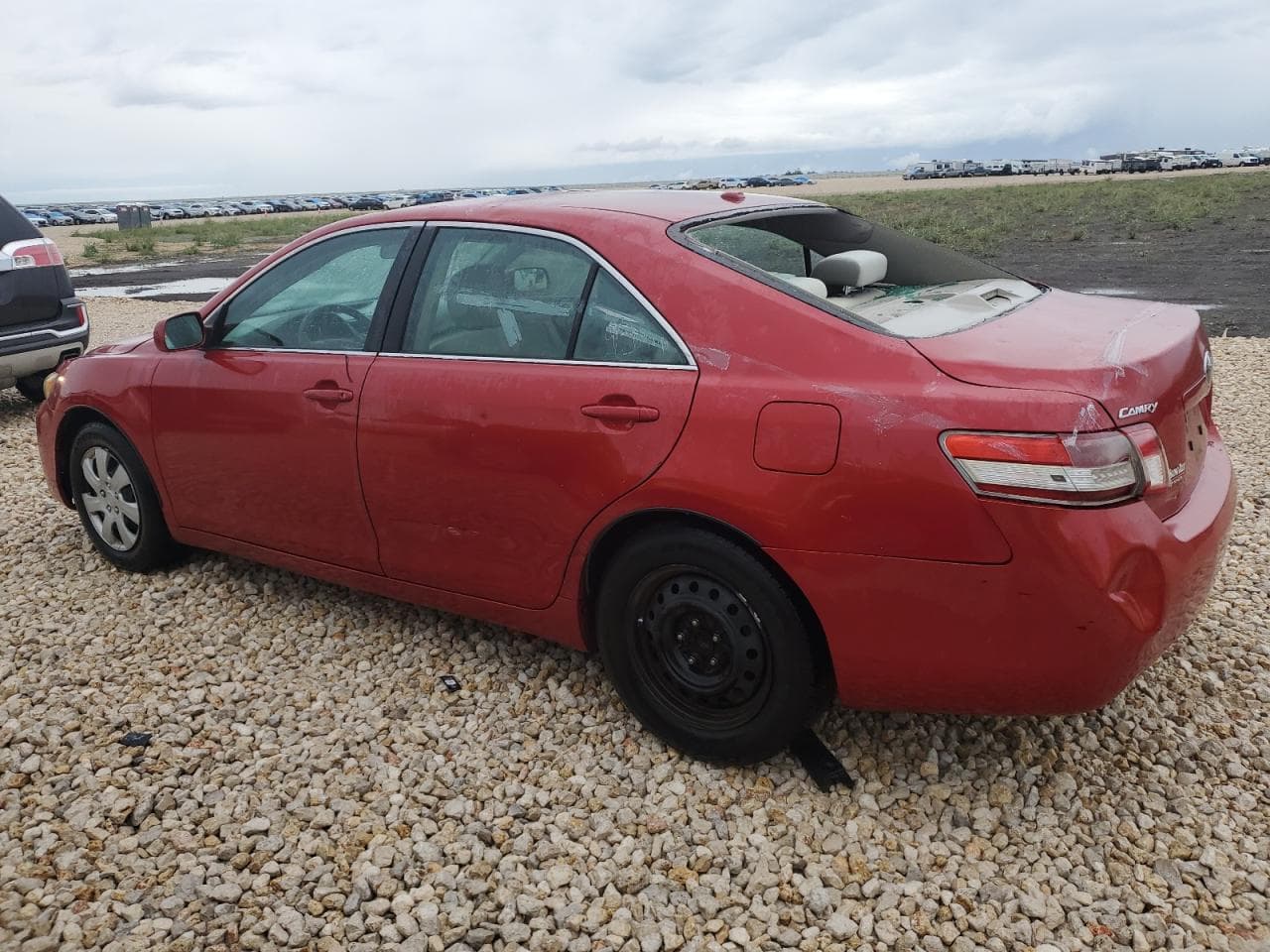 2011 Toyota Camry Le - foto 2