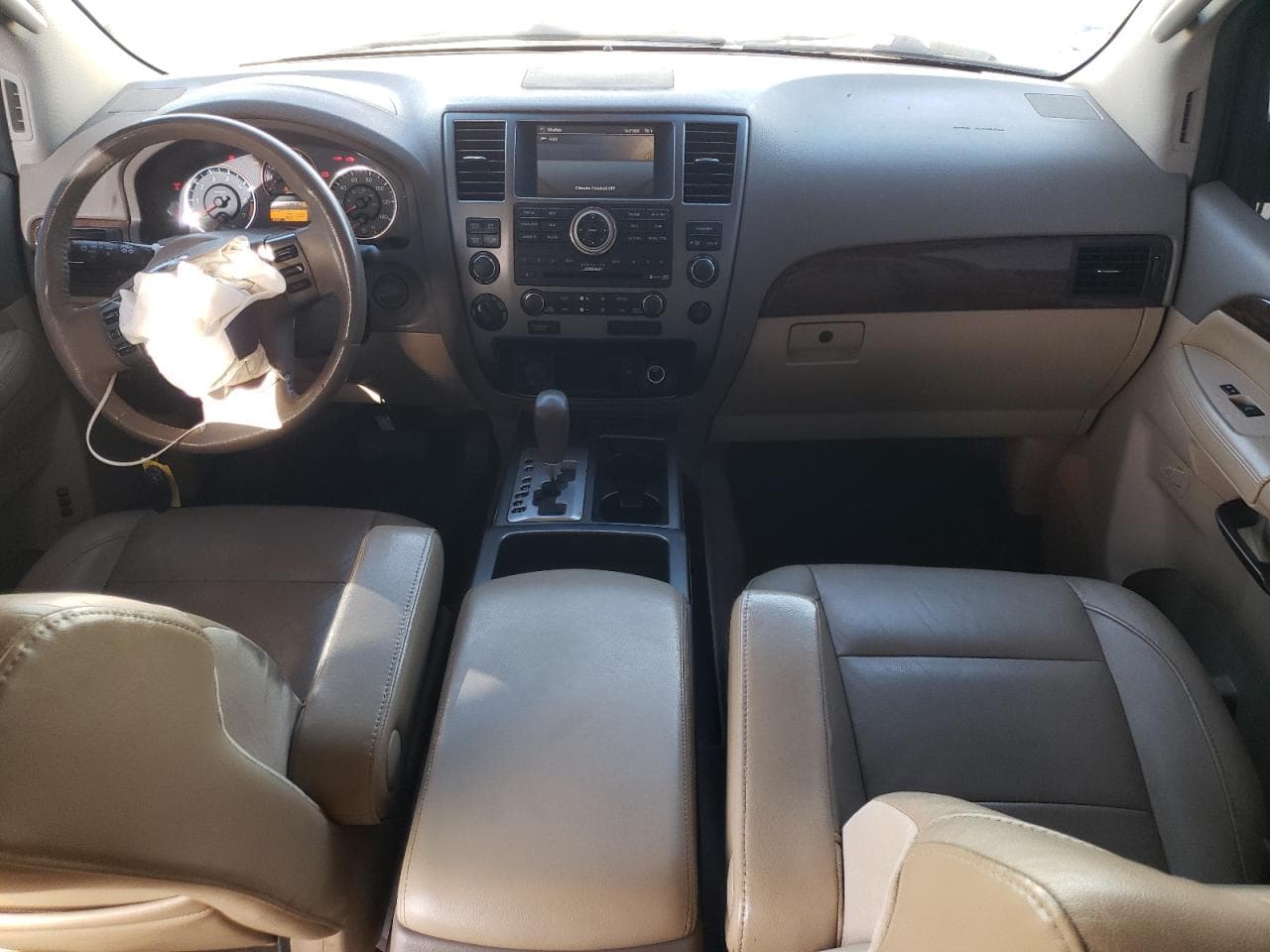 2012 Nissan Armada z USA