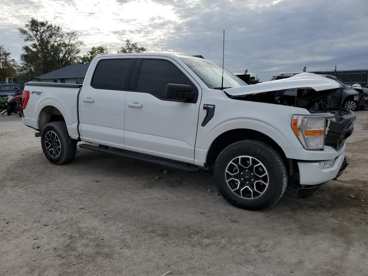 2022 Ford F150 Supercrew - foto 4