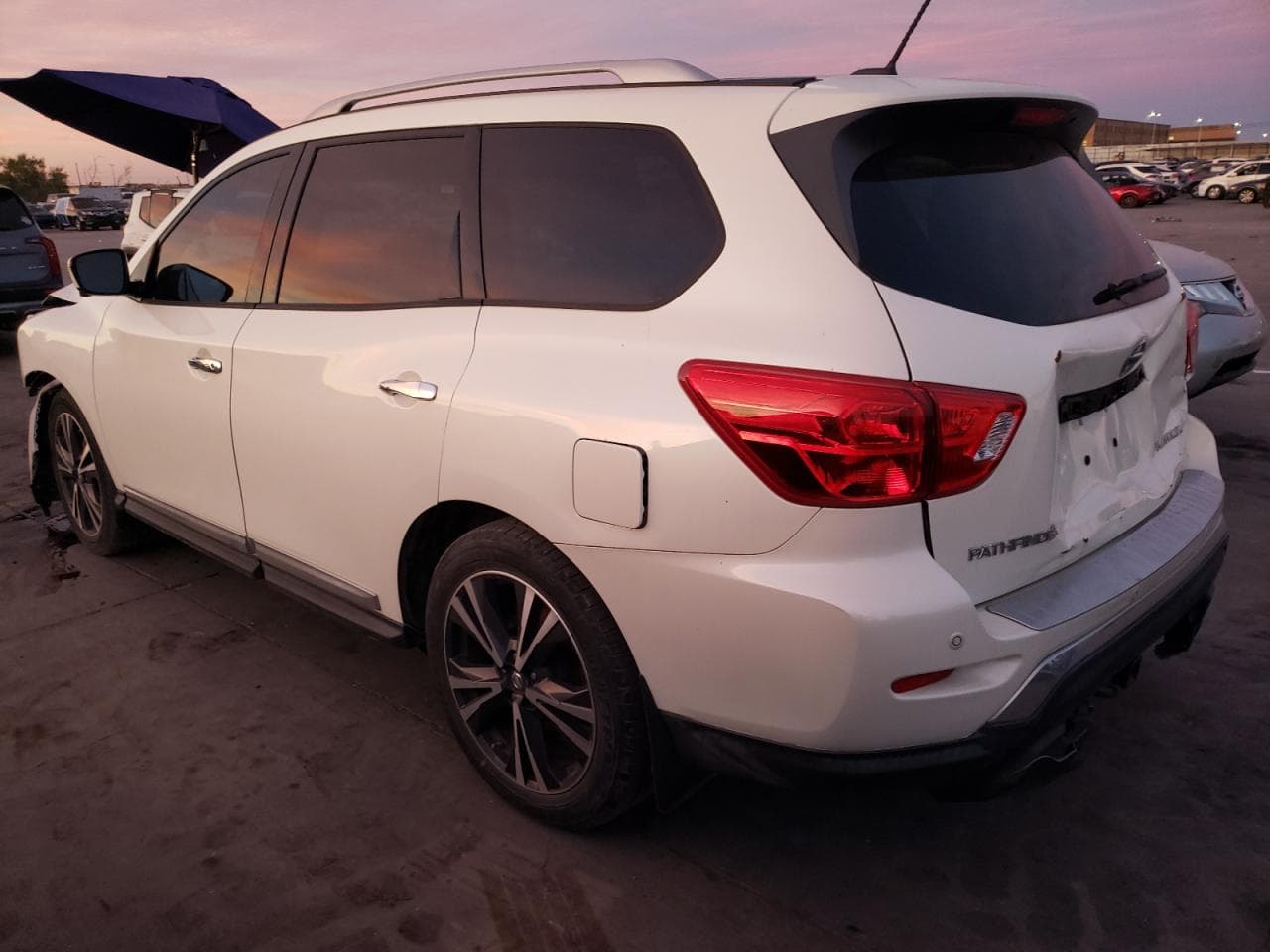 2018 Nissan Pathfinder S - foto 2