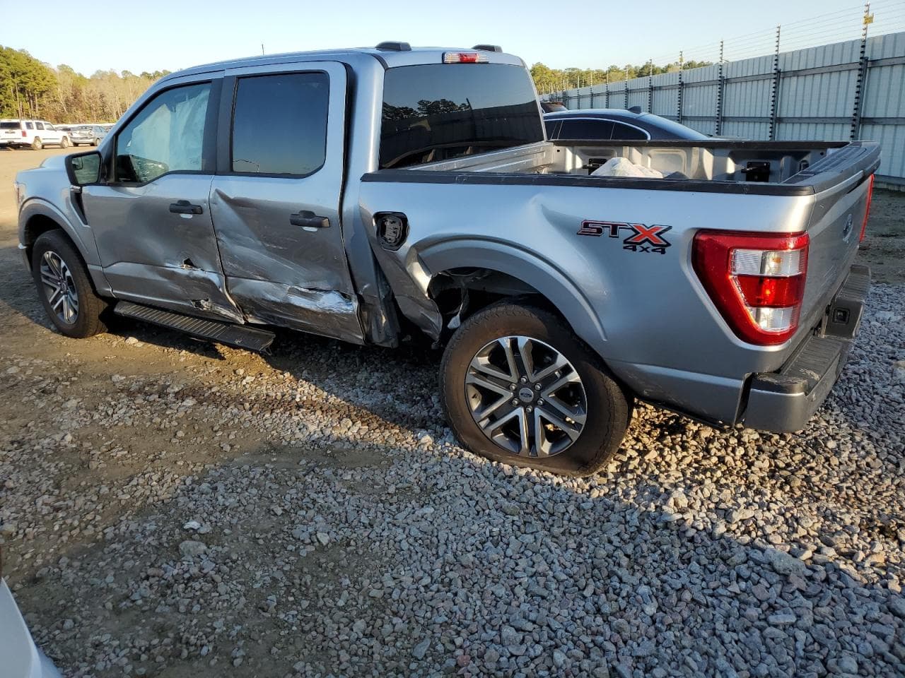 2022 Ford F150 Supercrew - foto 2