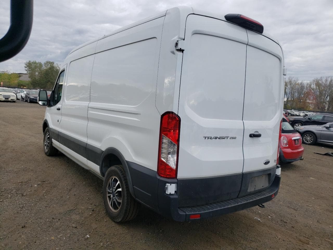 2021 Ford Transit-250 - foto 2