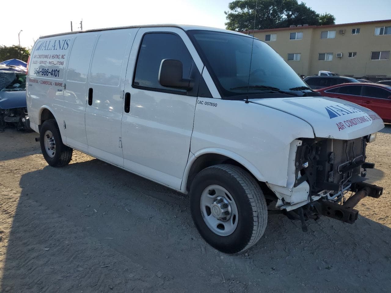 2015 Chevrolet Express G2500 - foto 4