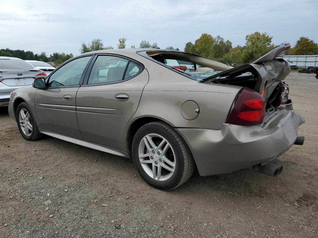 2007 Pontiac Grand Prix Gt - foto 2
