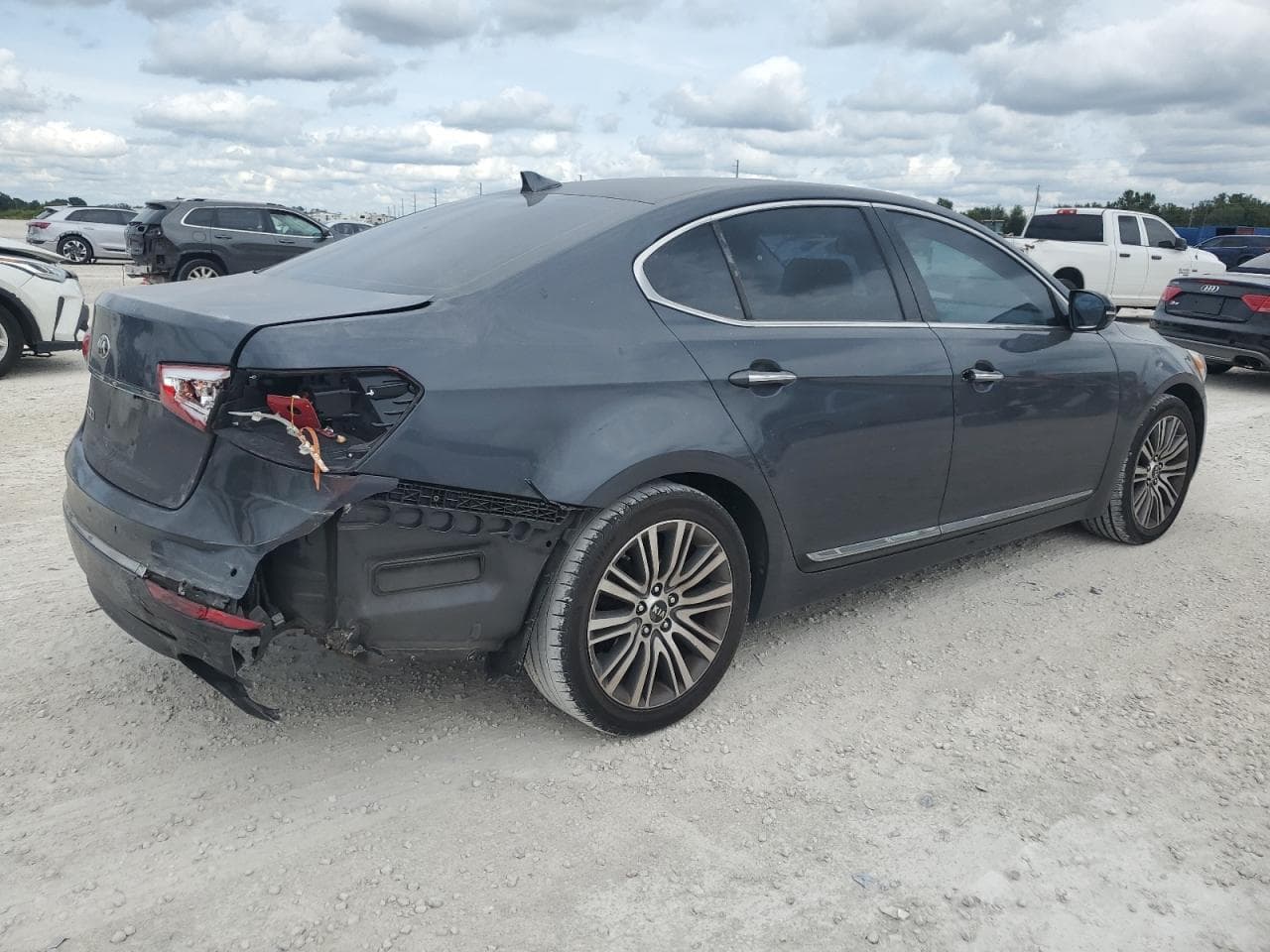 2015 Kia Cadenza Premium - foto 3