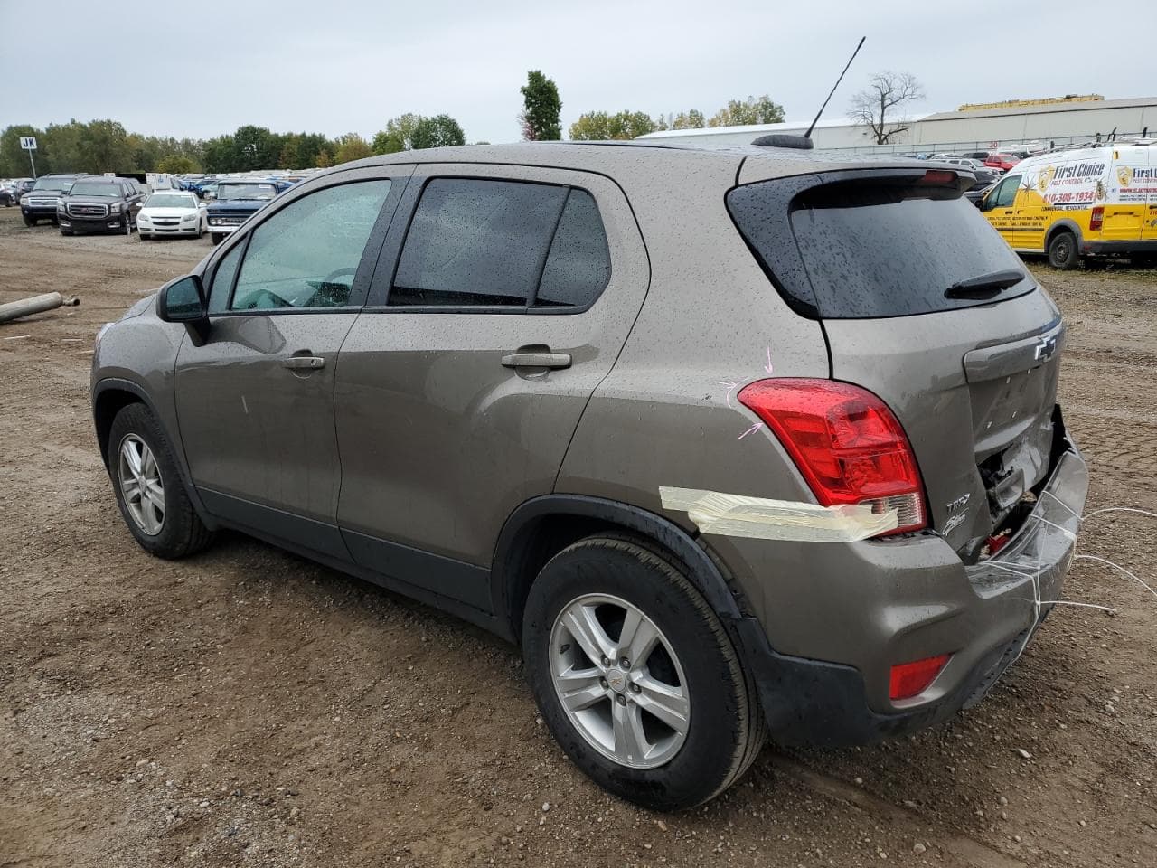 2021 Chevrolet Trax Ls - foto 2