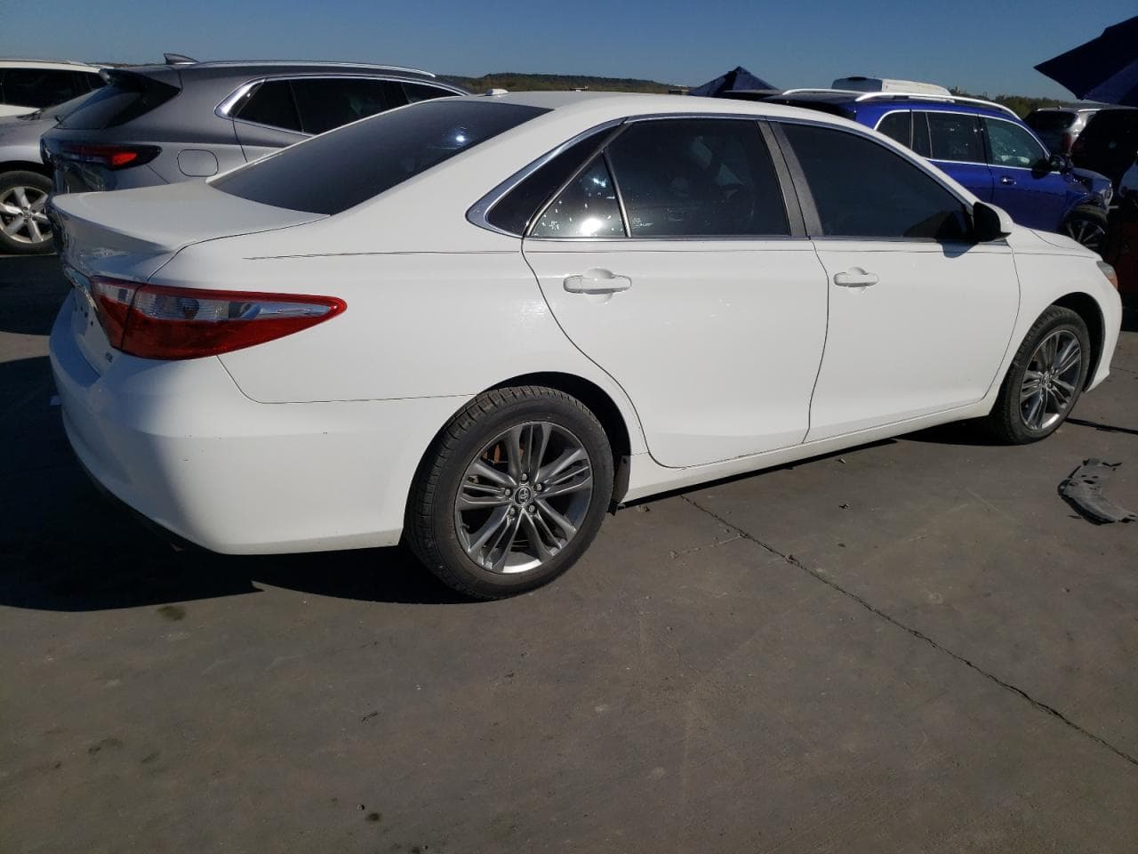 2016 Toyota Camry Se - foto 3