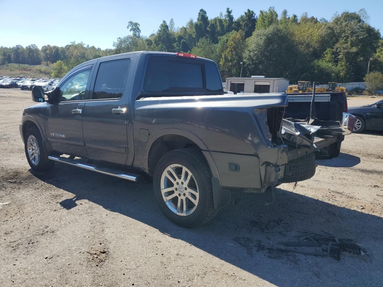 2012 Nissan Titan Pro-4X/S/Sl/Sv - foto 2