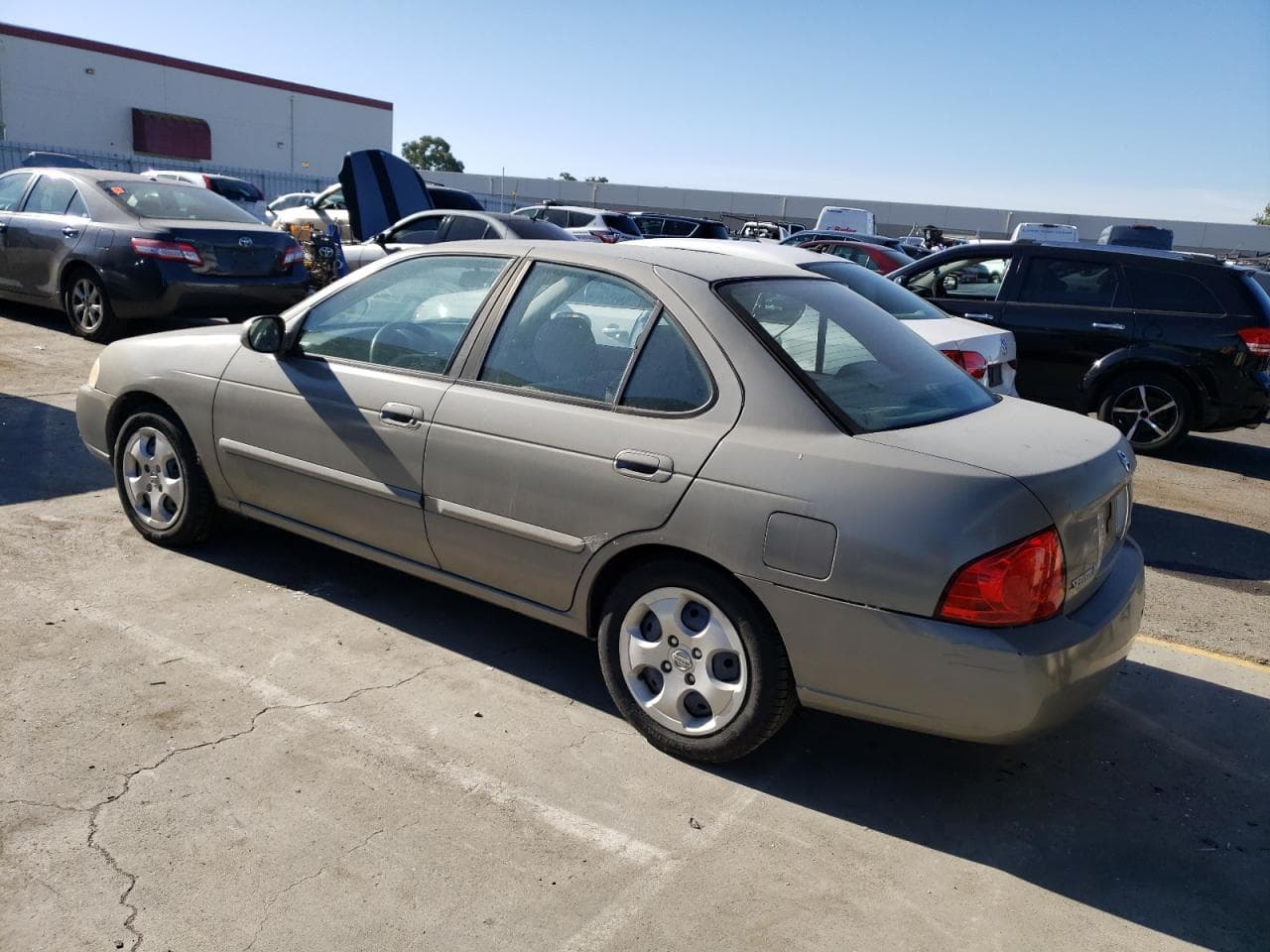 2004 Nissan Sentra 1.8S - foto 2