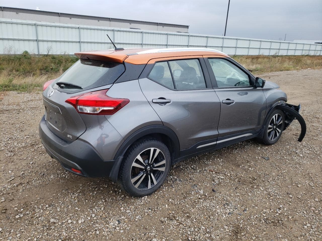 2019 Nissan Kicks Sr - foto 3