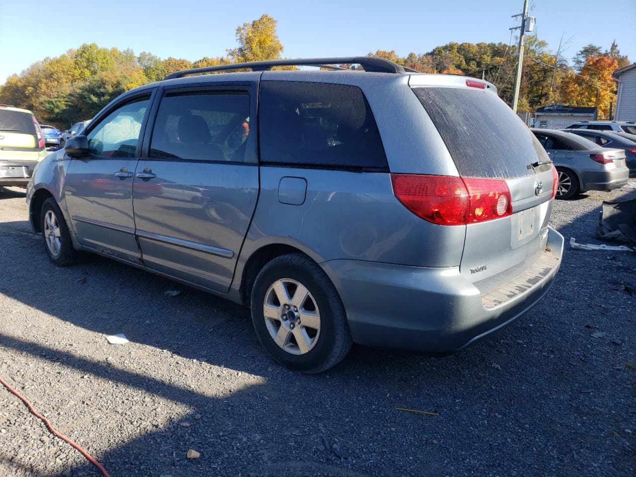 2010 Toyota Sienna Ce - foto 2