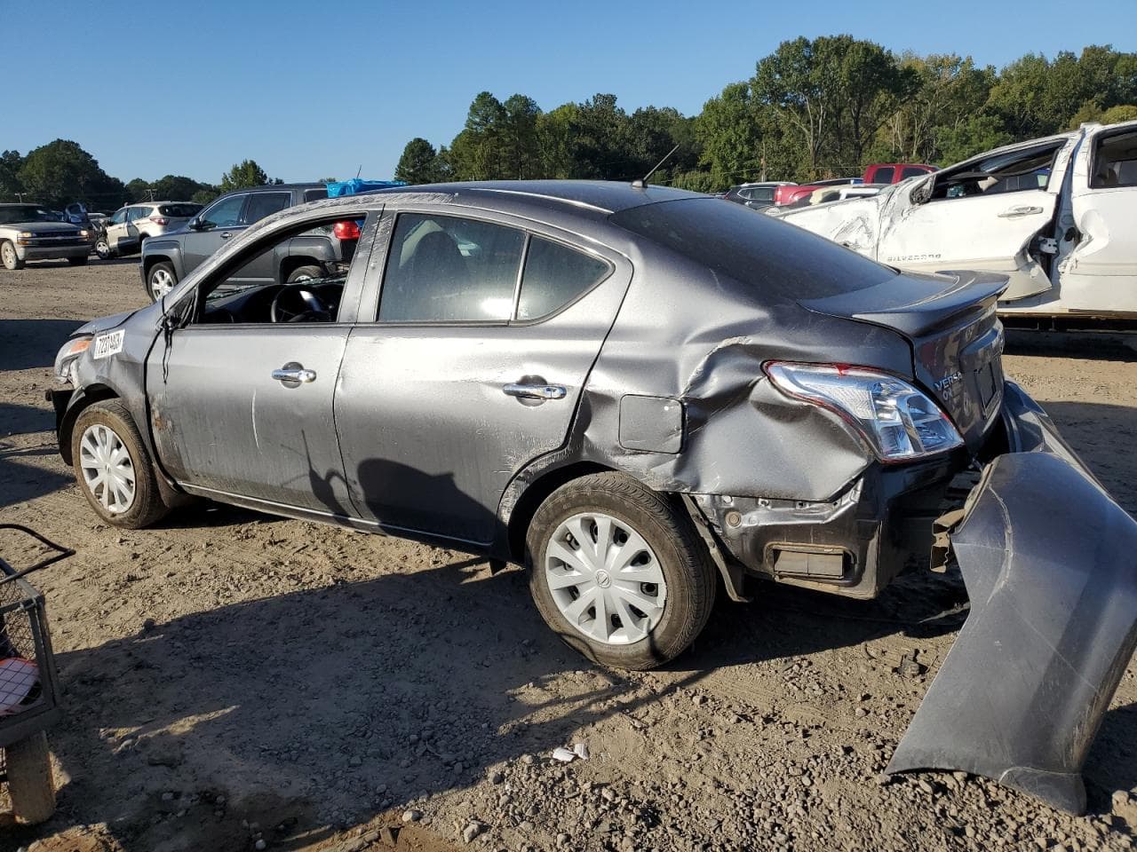 2016 Nissan Versa S - foto 2