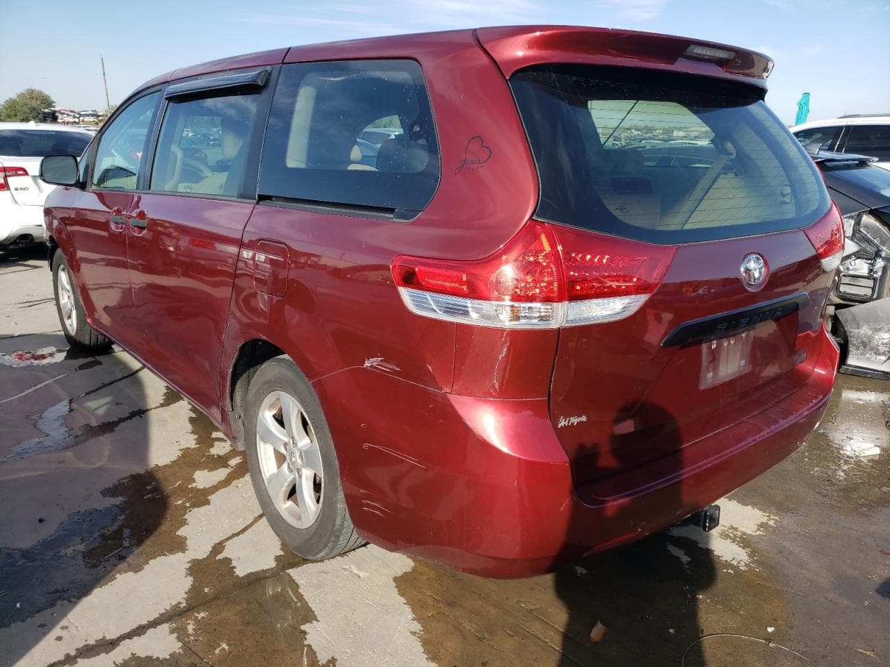 2013 Toyota Sienna - foto 2