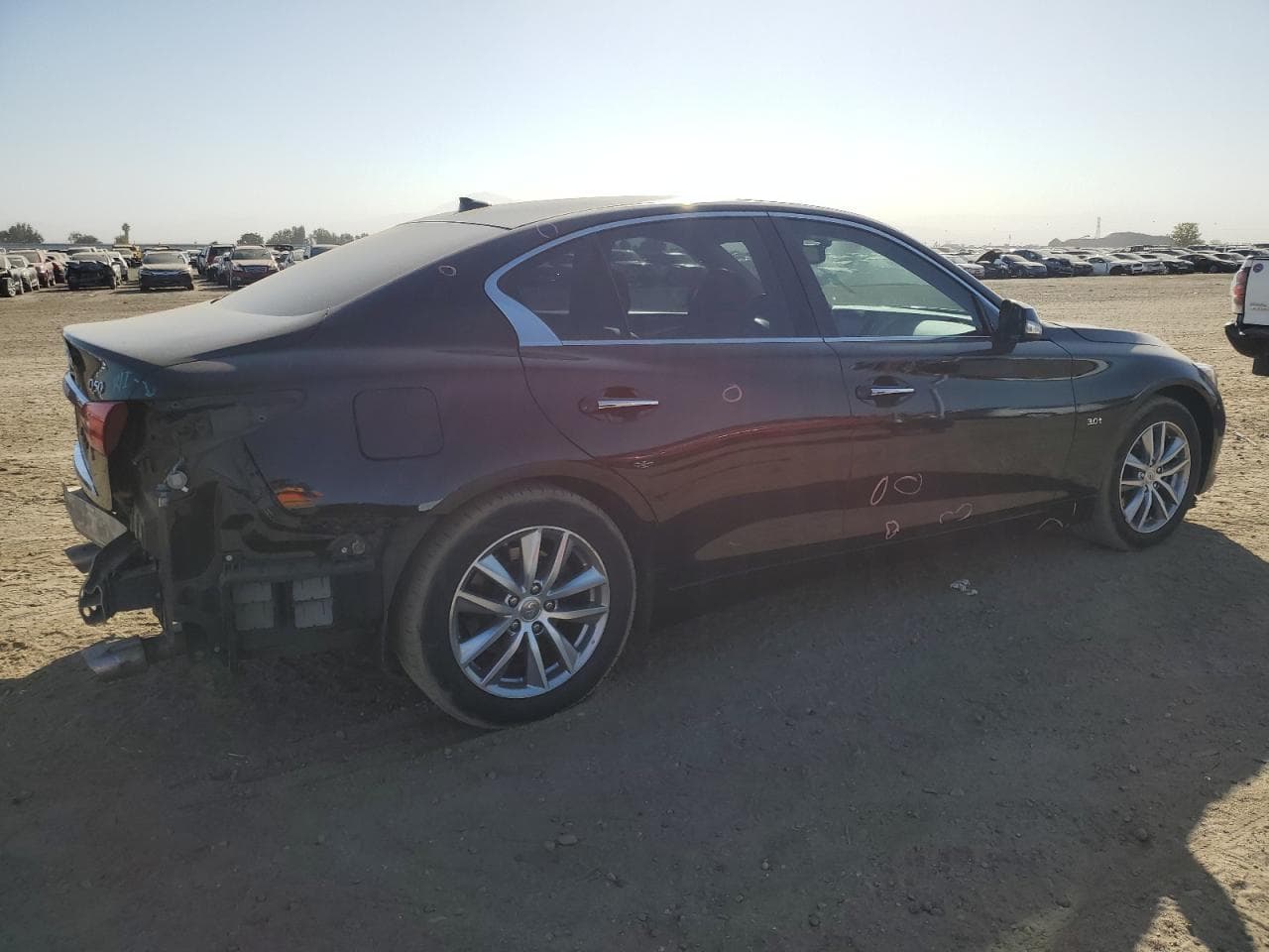 2017 Infiniti Q50 3.0T Premium/3.0T Signature Edition/3.0T Sport - foto 3
