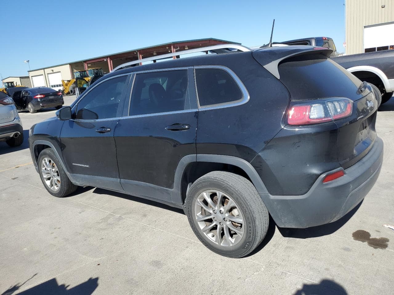2021 Jeep Cherokee Latitude Plus Fwd - foto 2