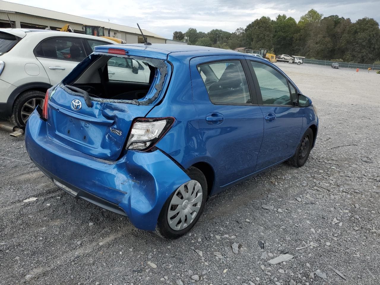 2016 Toyota Yaris L - foto 4