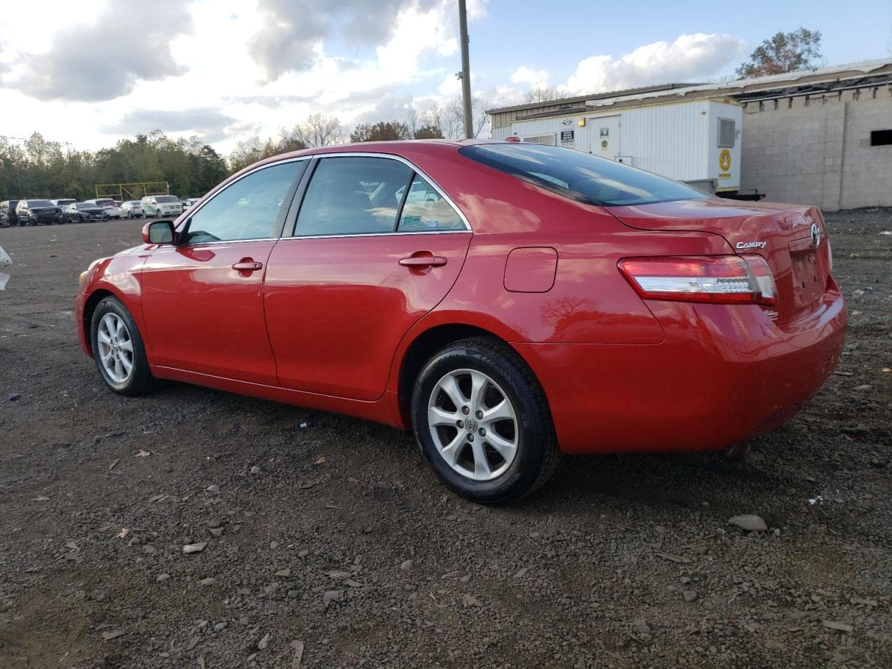 2011 Toyota Camry Le - foto 2