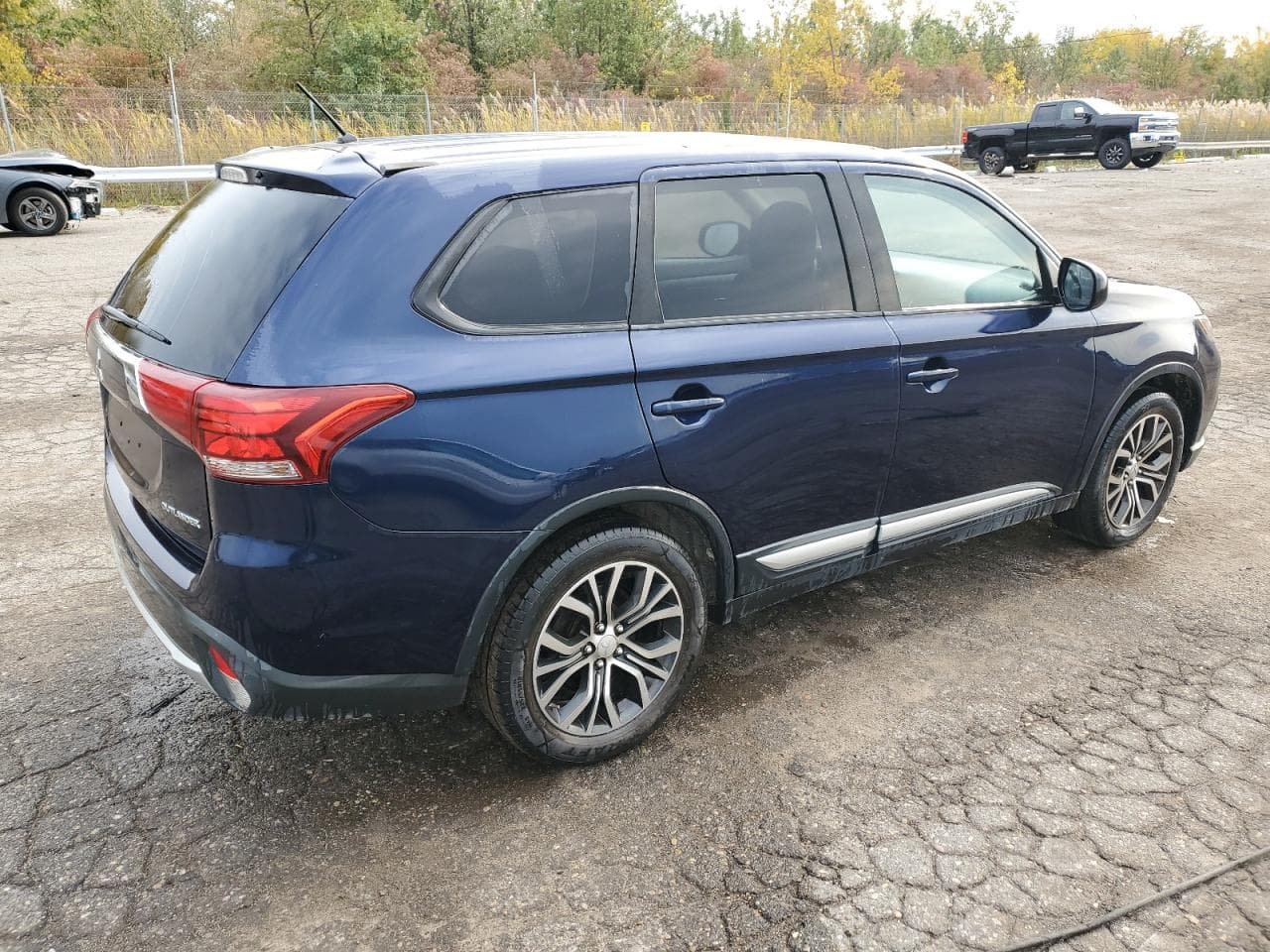 2016 Mitsubishi Outlander Es - foto 3
