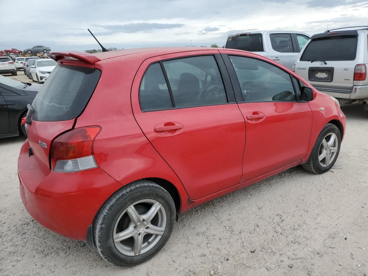 2010 Toyota Yaris - foto 3