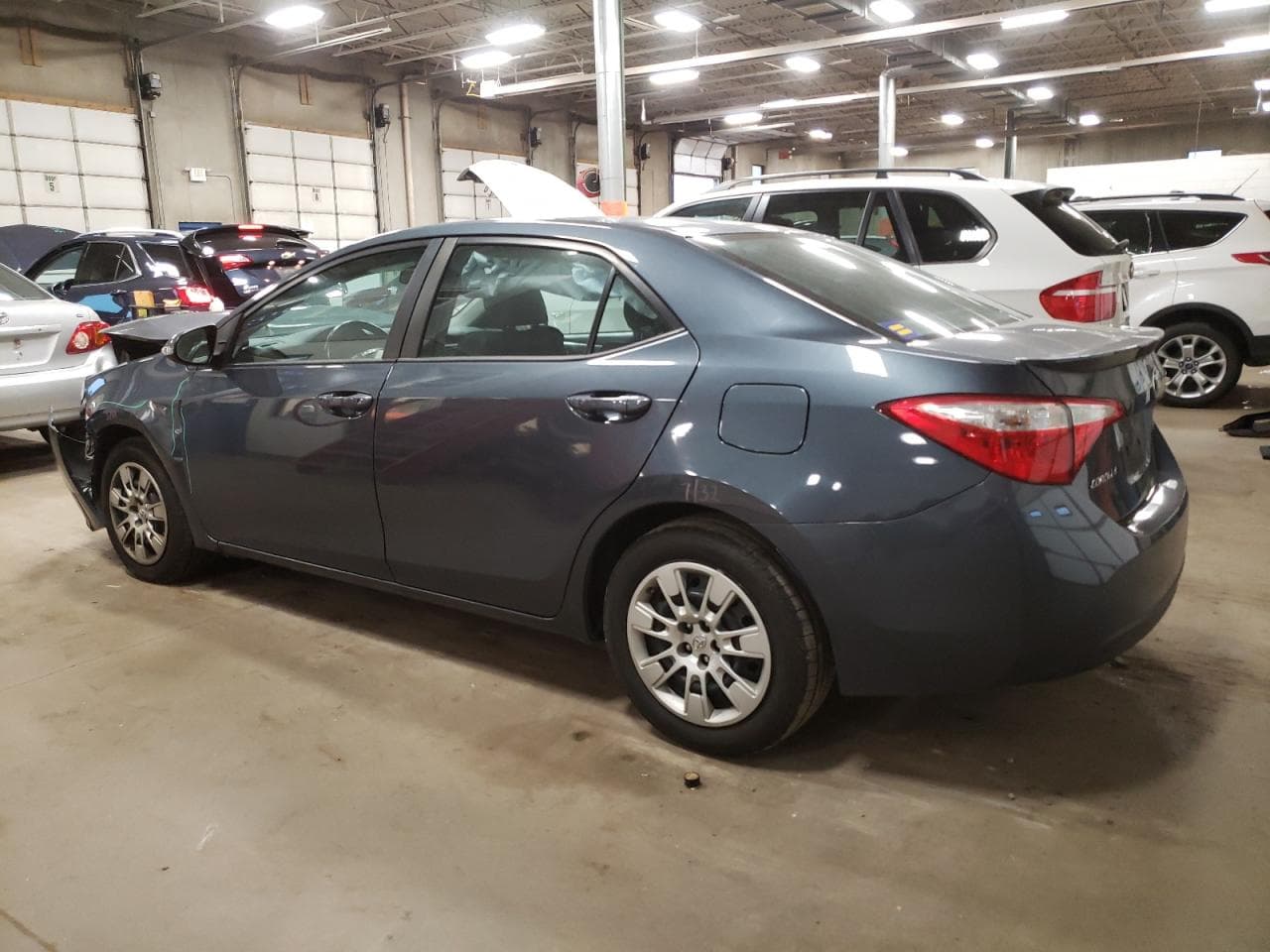 2015 Toyota Corolla L - foto 2