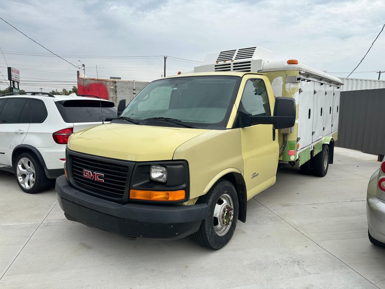 2014 GMC Savana Cutaway G4500 - foto 2