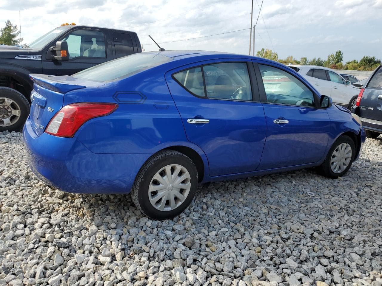 2013 Nissan Versa S - foto 3