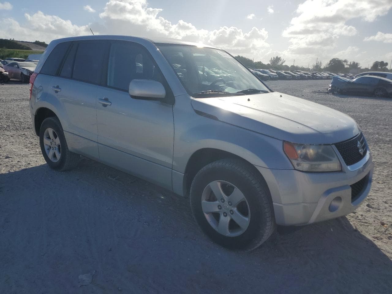 2012 Suzuki Grand Vitara Premium - foto 4