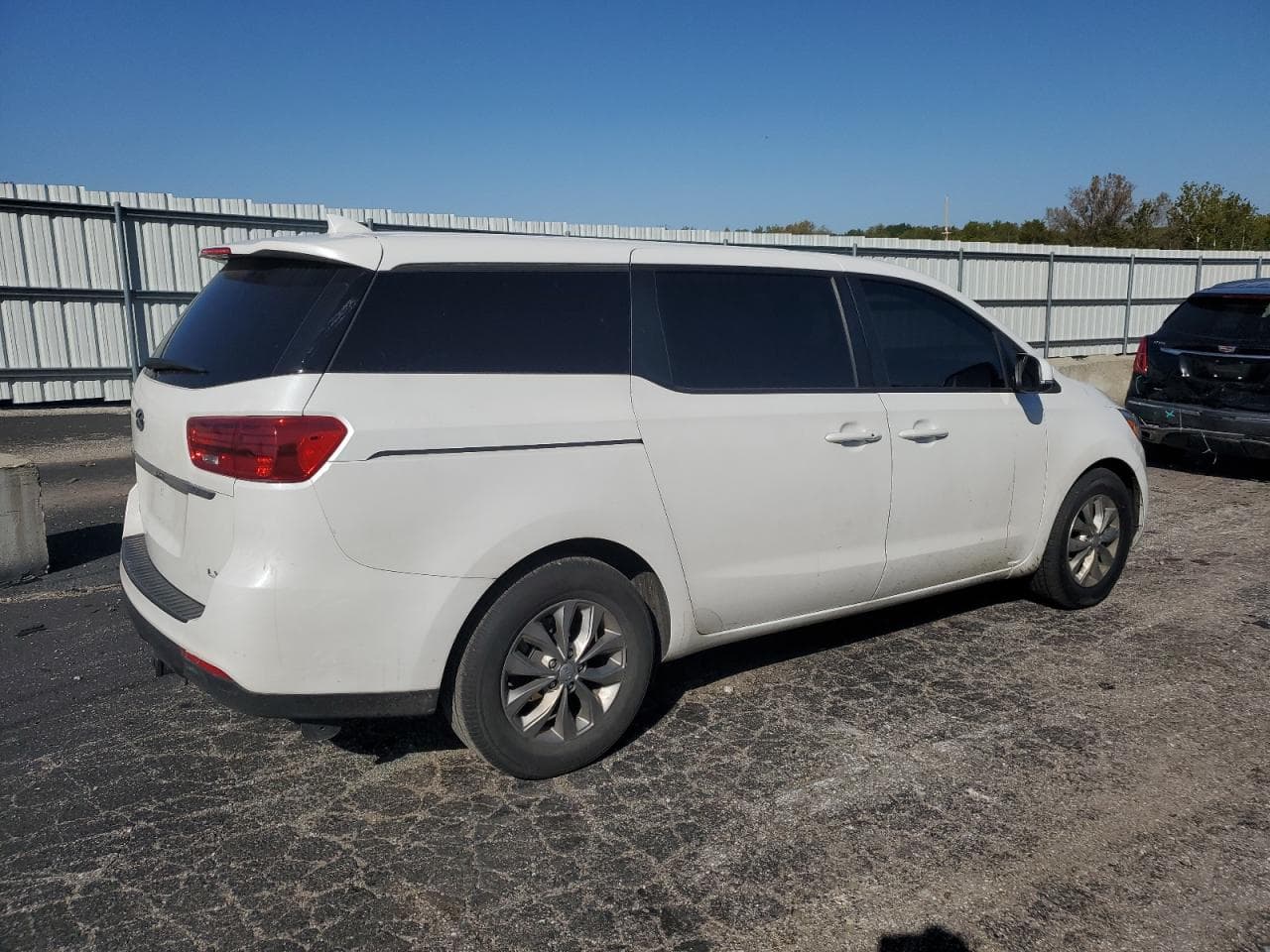 2021 Kia Sedona Lx - foto 3