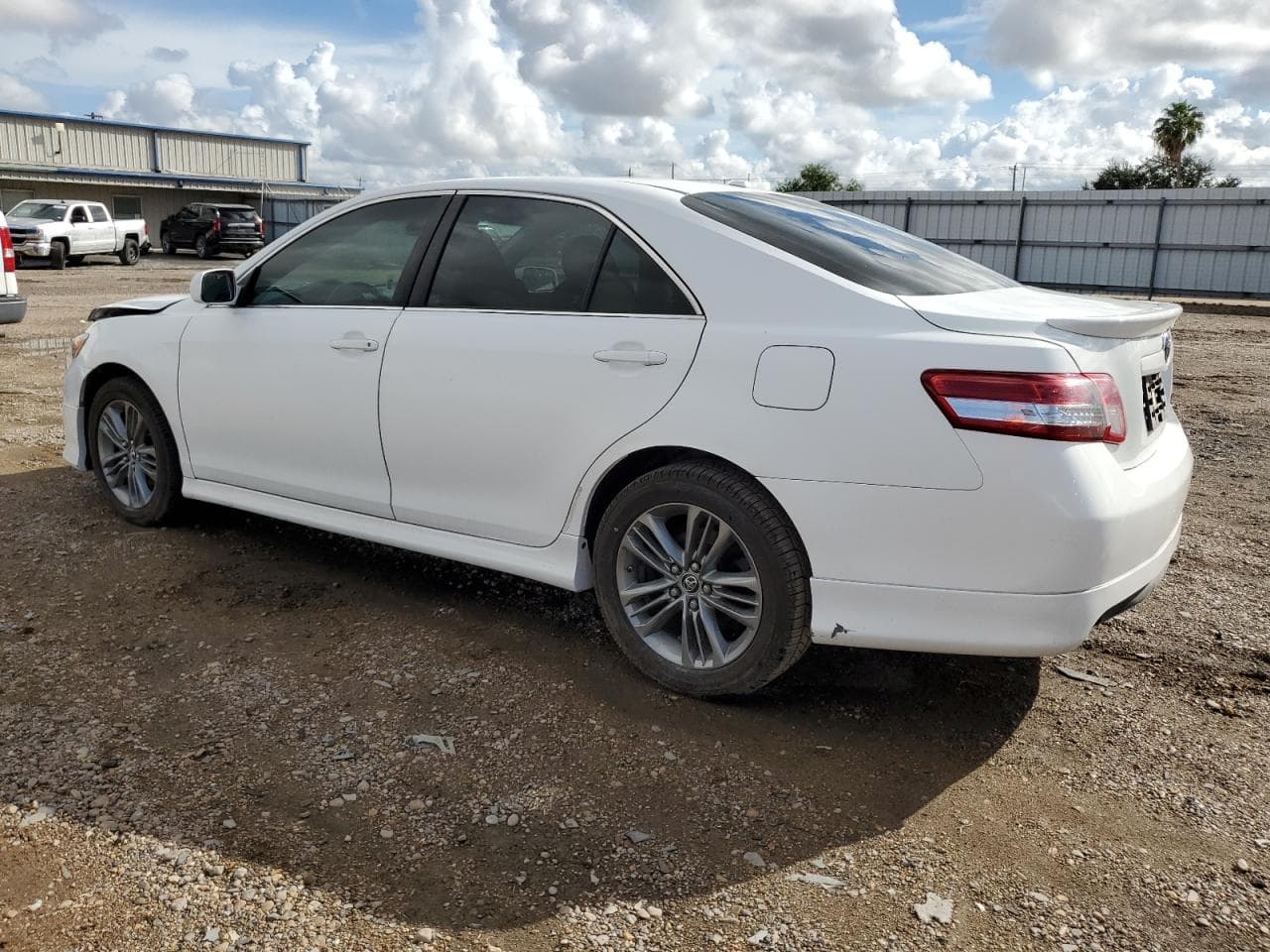 2011 Toyota Camry Se - foto 2