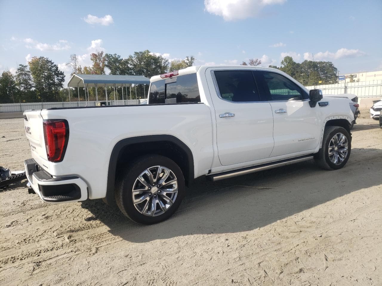 2023 GMC Sierra K1500 Denali - foto 3