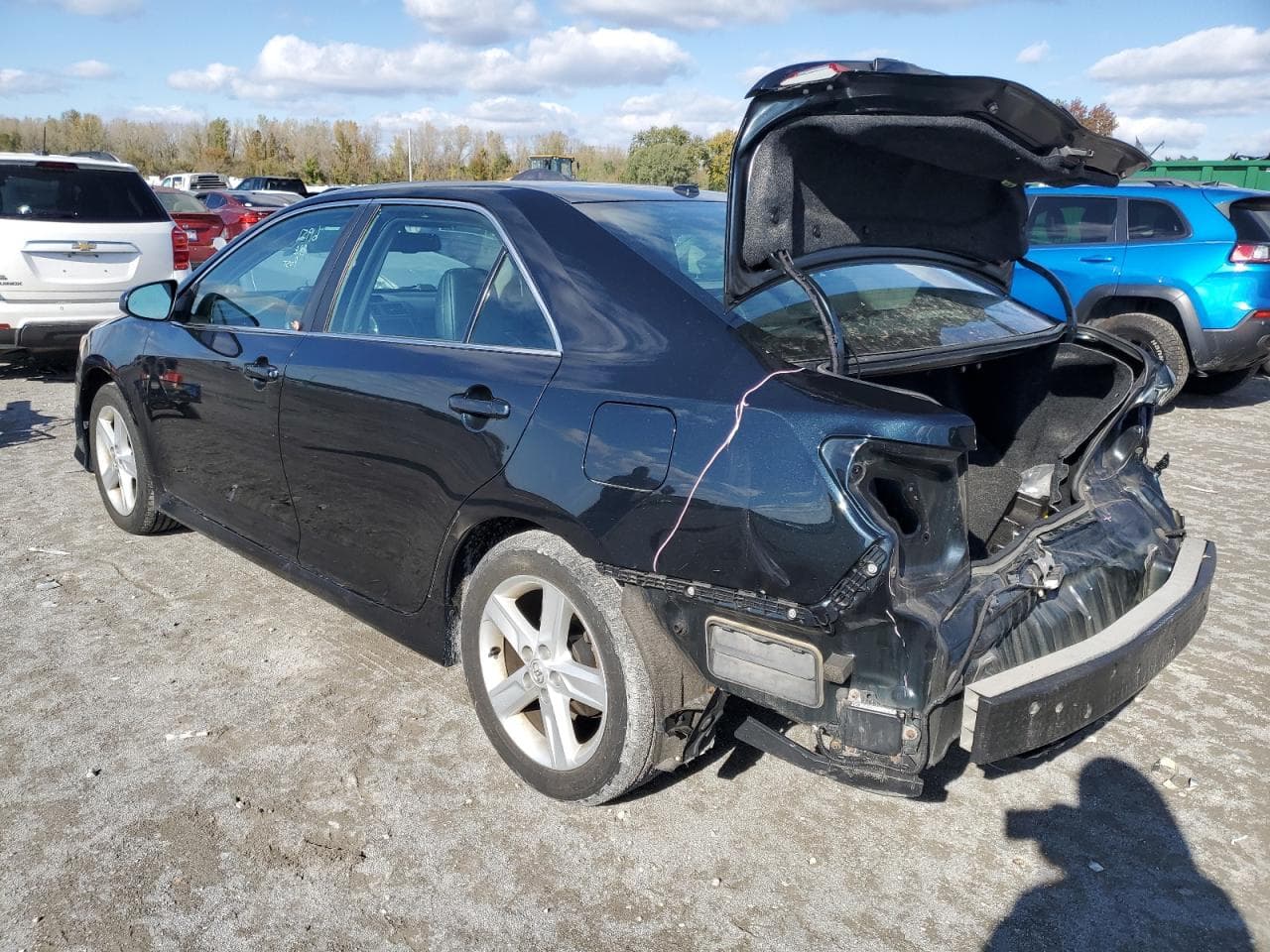 2013 Toyota Camry L - foto 2