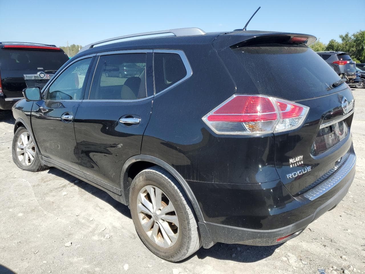 2016 Nissan Rogue S - foto 2