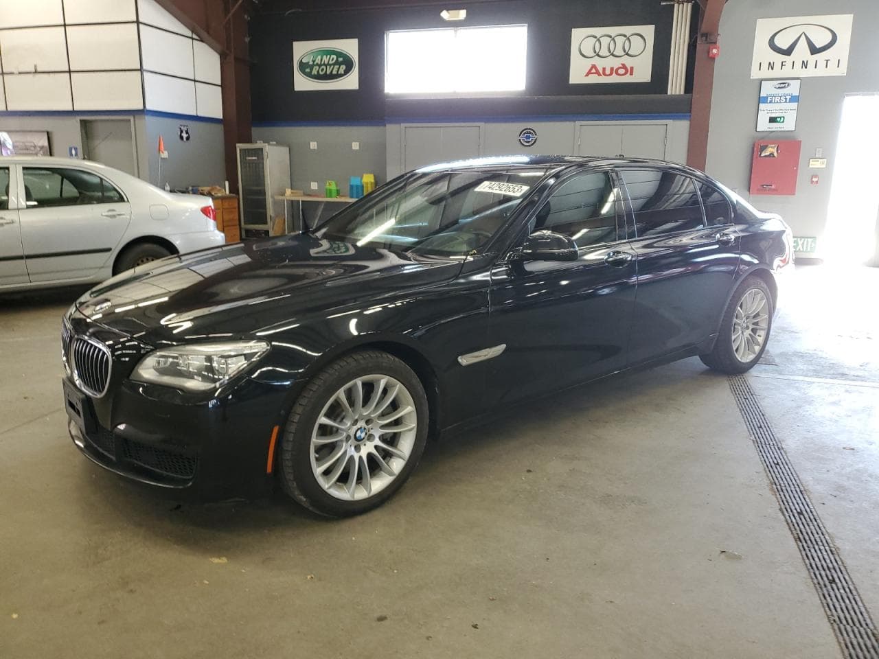 2015 BMW 750 Lxi