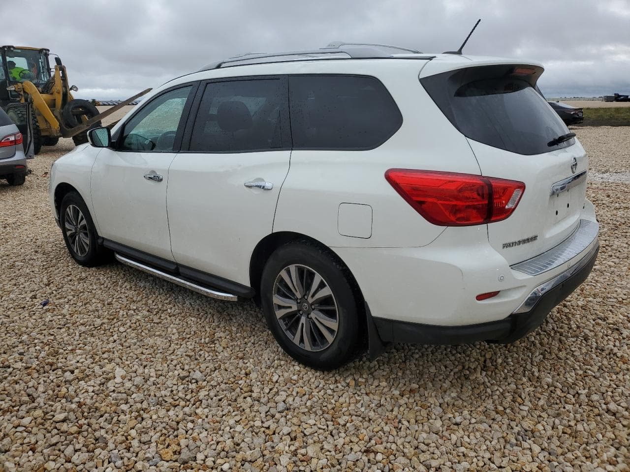 2018 Nissan Pathfinder S - foto 2