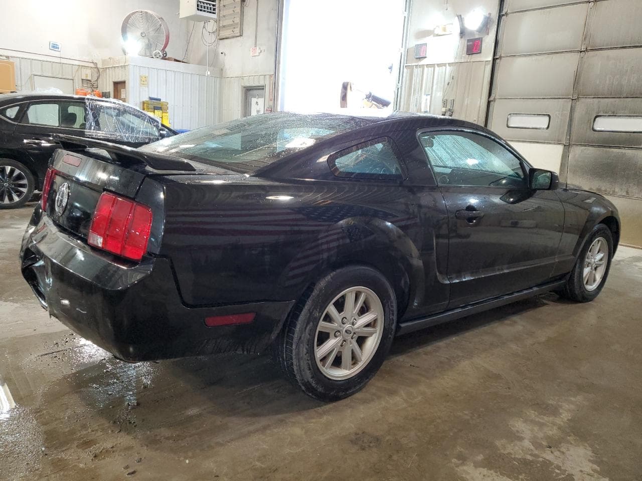 2005 Ford Mustang V6 Deluxe/V6 Premium - foto 3