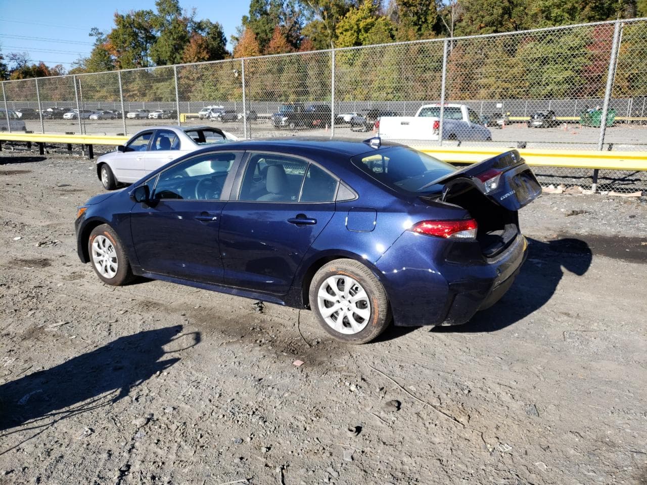 2023 Toyota Corolla Le - foto 2